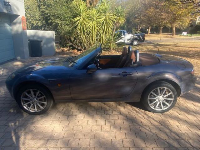 2005 - Mazda MX5 NC (Johan Du Toit)